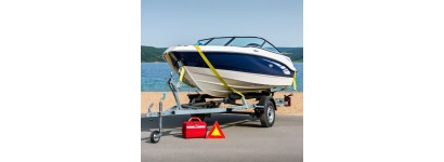 Как перевозить лодку на прицепе: правила и безопасность