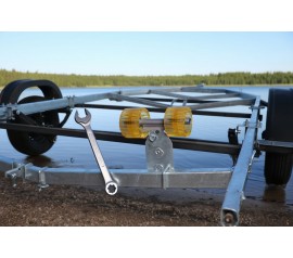 Регулировка роликов лодочного прицепа: пошаговая инструкция