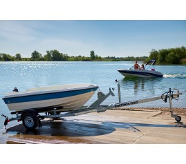 Самосвальные лодочные прицепы: преимущества и недостатки