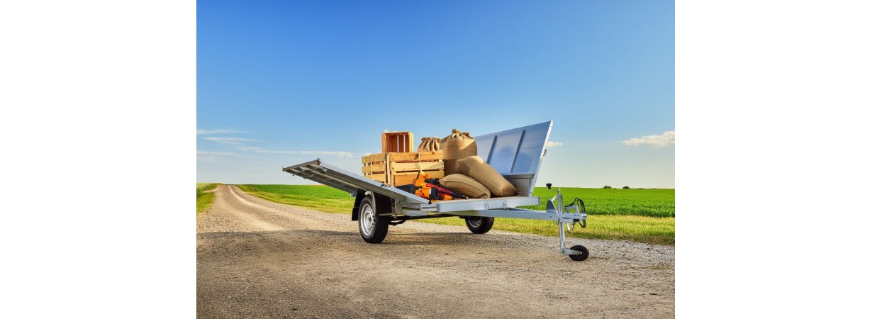 Бортовой прицеп с откидными бортами: удобство использования