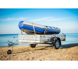 Бортовой прицеп для перевозки лодки ПВХ: возможности