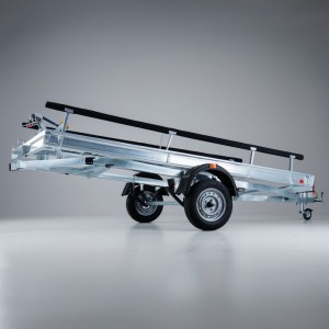 Лодочный прицеп Тактика 440: Надежное решение для безопасной транспортировки катеров и яхт