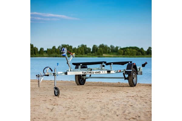 Прицеп для гидроцикла Тактика 440 - Надежное решение для водных приключений Прицеп для гидроцикла Тактика 440 - Надежное решение для водных приключений