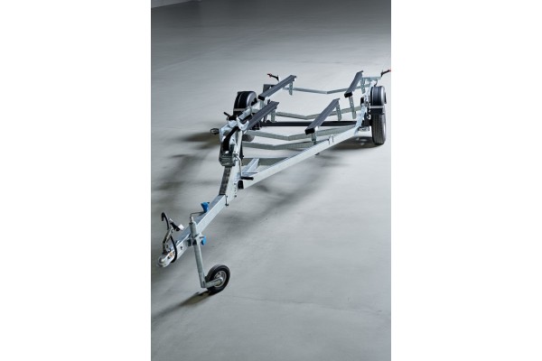 Усиленный прицеп Тактика 500: Идеальное решение для ваших алюминиевых лодок Усиленный прицеп Тактика 500: Идеальное решение для ваших алюминиевых лодок