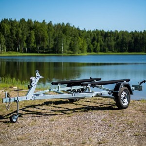 Усиленный лодочный прицеп Тактика 500 – надежное решение для водных путешествий