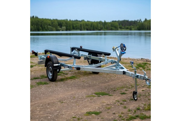 Лодочный прицеп Тактика 440 для легкового автомобиля - идеальное решение для активного отдыха! Лодочный прицеп Тактика 440 для легкового автомобиля - идеальное решение для активного отдыха!
