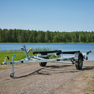 Лодочный прицеп Тактика 440 для легкового автомобиля - идеальное решение для активного отдыха!