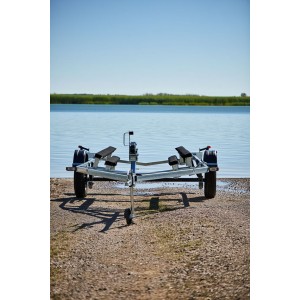Усиленный лодочный прицеп Тактика 500 - Низкорамная платформа для надежной транспортировки лодок