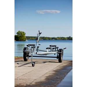 Усиленный лодочный прицеп Тактика 500 - Низкорамная платформа для надежной транспортировки лодок