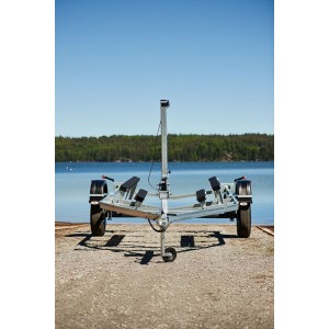 Усиленный лодочный прицеп Тактика 500: надежность и безопасность для вашего катера!