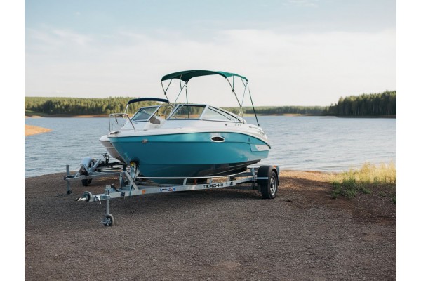 Прицеп Тактика 440 для лодок Enigma - надежный партнер для водных приключений! Прицеп Тактика 440 для лодок Enigma - надежный партнер для водных приключений!