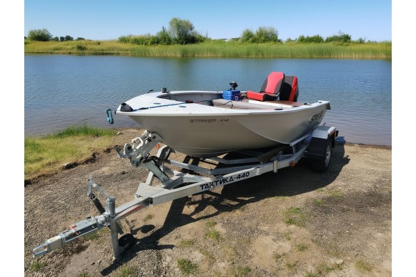 Прицеп Тактика 440 для лодок Striker Прицеп Тактика 440 для лодок Striker