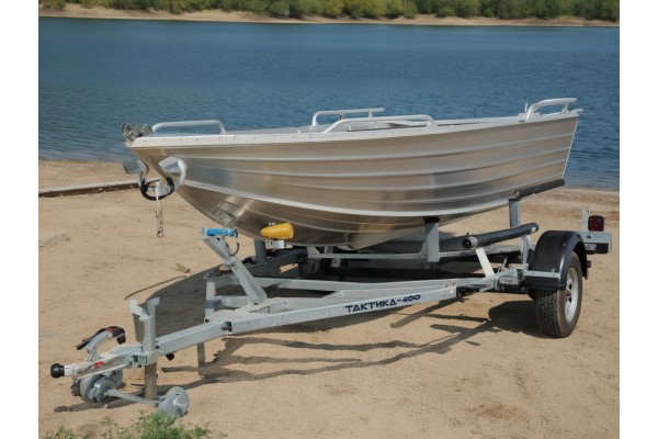 Лодочный прицеп Тактика Т400 для лодок Вятка-Профи Лодочный прицеп Тактика Т400 для лодок Вятка-Профи