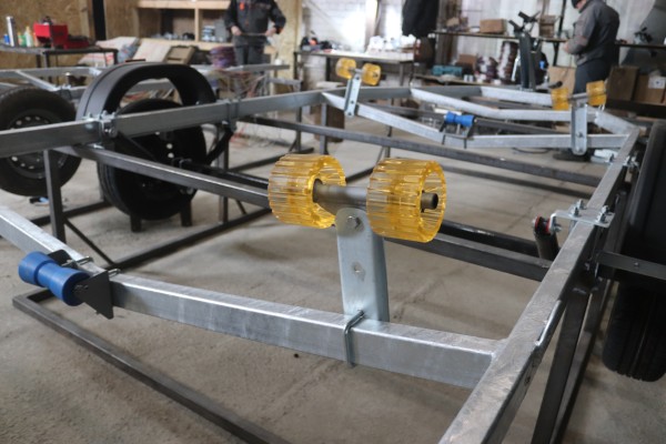 Роликовый лонжерон Роликовый лонжерон